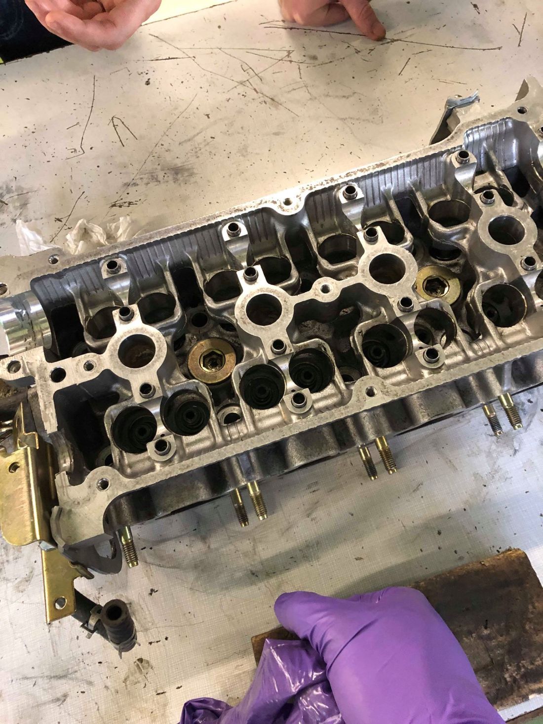 foto cilinderkop leeg